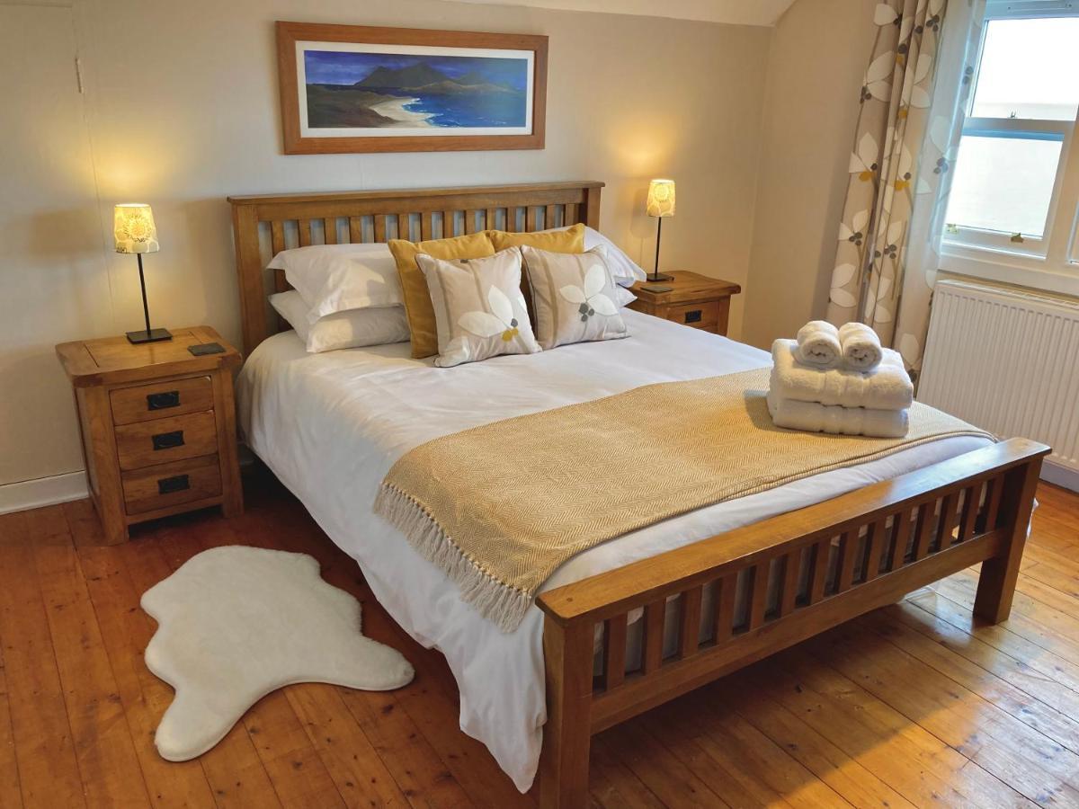 Craigneuk Near Oban, Stunning Home With Sea Views 外观 照片